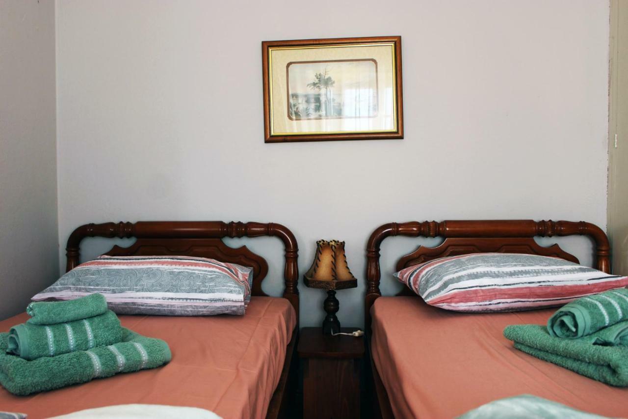 Meteora Mansion - Traditional Apt 3Bd - Rocks View Kalambaka Bagian luar foto